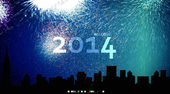 城市上空中绽放的新年礼花