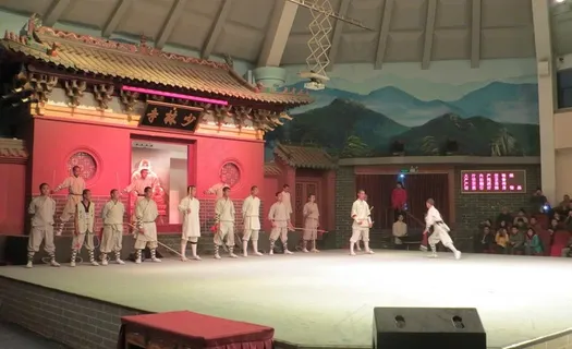 少林武术表演图片