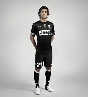 nike足球系列广告宣传平面图片