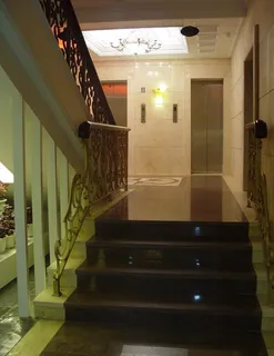 客用电梯间 客用电梯间