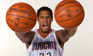 夏洛特山猫队32号球员图片