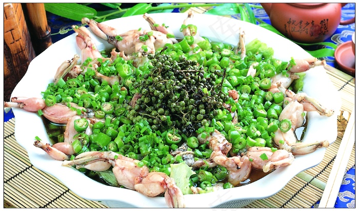 农家风味蛙图片