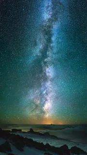 星云下的大海高清摄影图片 星云下的大海高清摄影图片