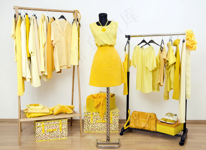 黄色系女装展示图