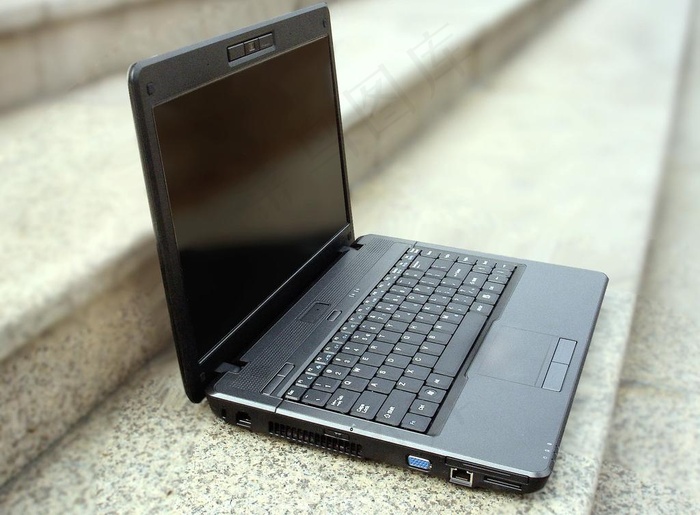 笔记本电脑图片