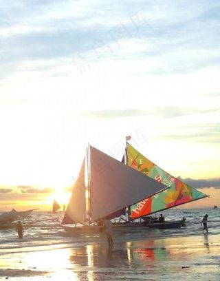 夕阳 帆船图片