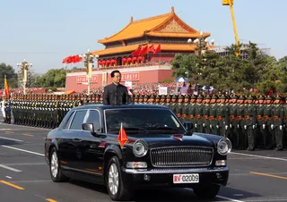 国庆60周年胡*检阅受阅部队图片