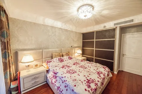 衣帽间衣柜效果图