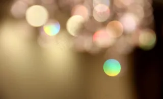 虚幻璀璨的水晶灯图片