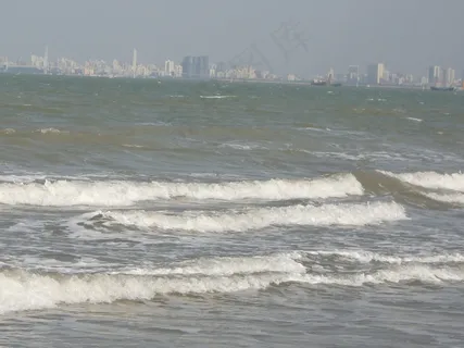 海南海口假日海滩海边图片