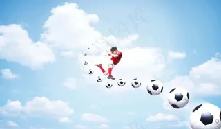 踢足球图片