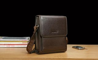 皮具 皮包 男士皮包图片