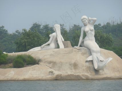 南戴河美人鱼雕塑图片