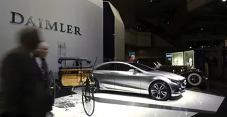 奔驰E轿车发布会图片