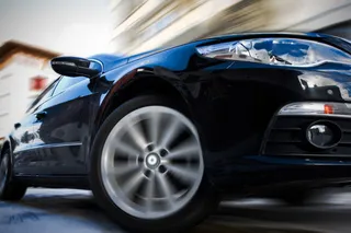 高速下的汽车高清图片-1