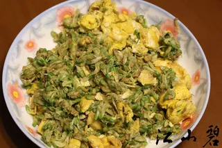 洋槐花炒鸡蛋图片