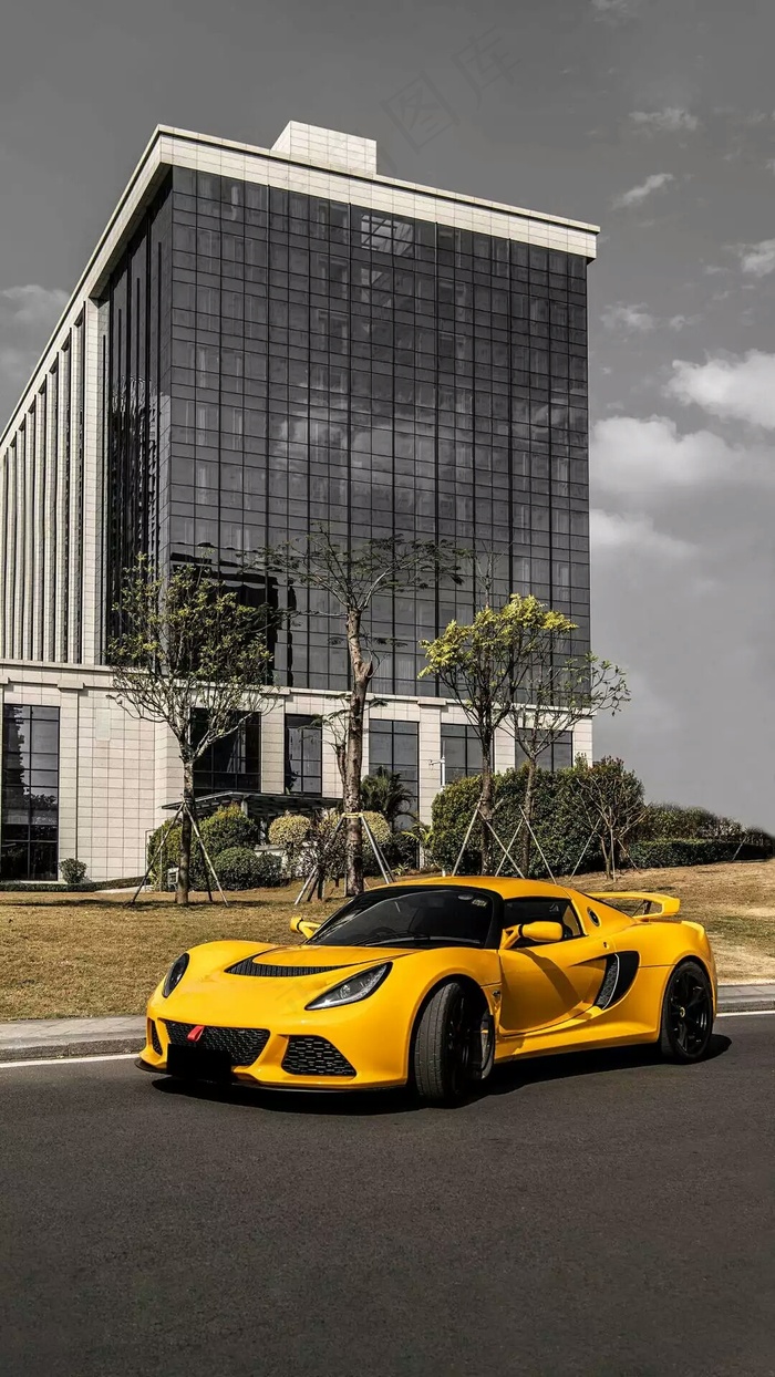 黄色跑车高清摄影图片