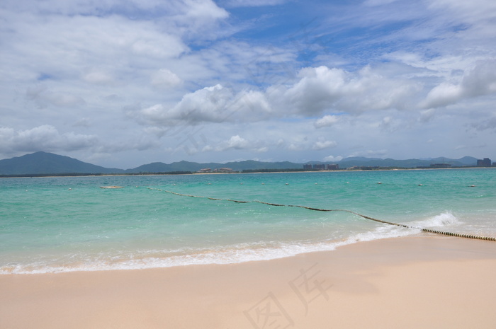 亚龙湾海滩图片