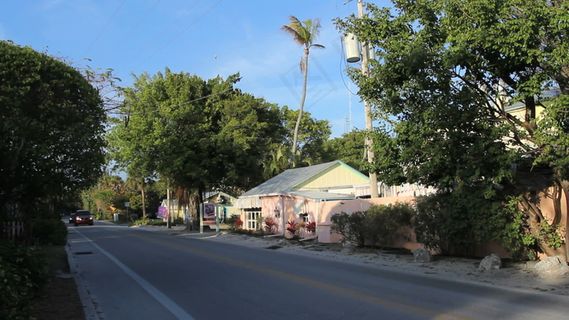 萨尼贝尔街与汽车2股份的录像