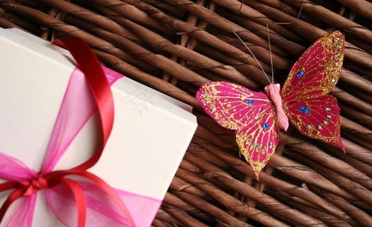 漂亮礼品盒图片