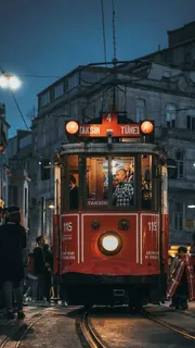 外国城市街道轻轨高清摄影图片 外国城市街道轻轨高清摄影图片