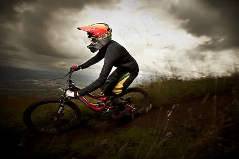 山地自行车运动图片 山地自行车运动图片