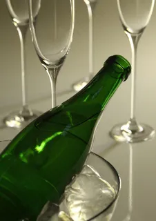 酒瓶 酒杯 玻璃杯图片