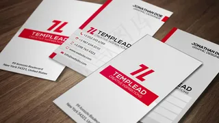 简约粉白商务名片