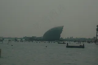 海滩上的建筑图片