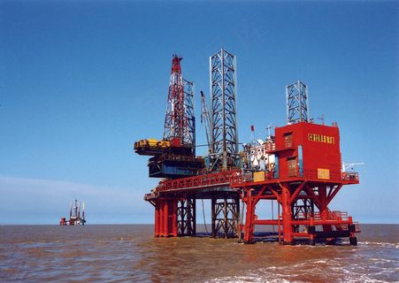 海上钻井平台图片