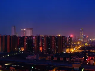 远眺石家庄夜景图片