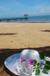 蓝天碧海沙滩图片