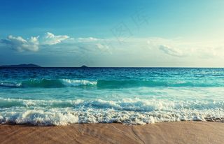 夏日唯美碧海蓝天高清图片素材