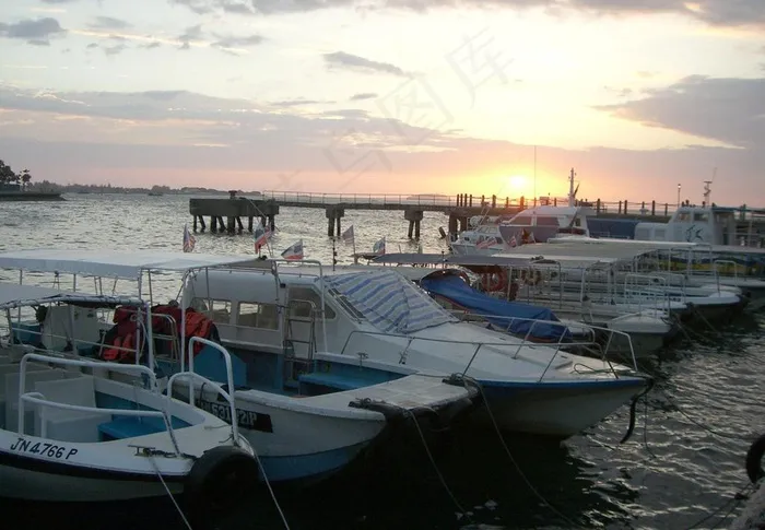 码头黄昏图片