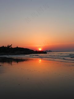 海滩日出图片