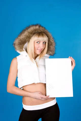 手拿广告牌的美女图片