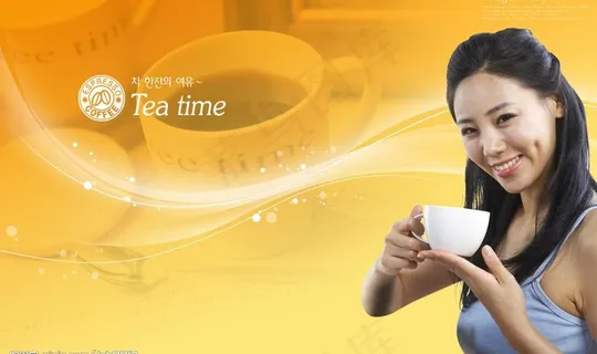 喝咖啡的女人图片