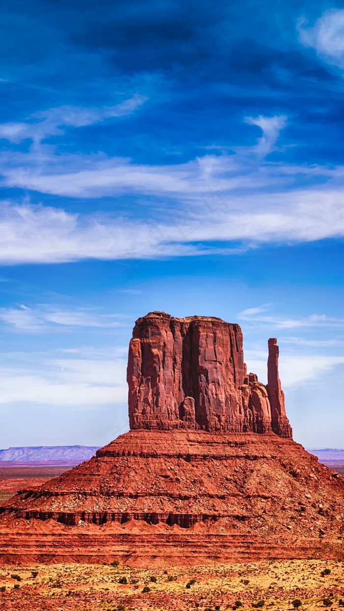 荒漠中的山高清摄影图片