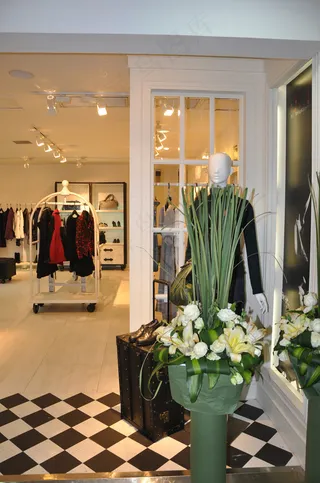 ott 品牌女装 店铺陈列图片