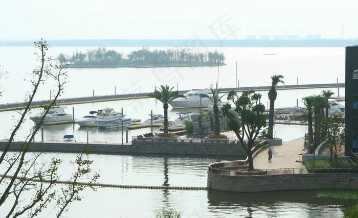 游艇俱乐部图片