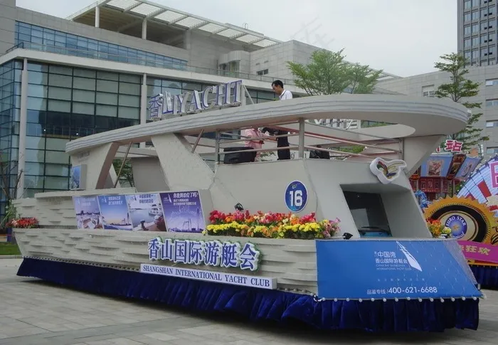 厦门国庆花车巡游图片