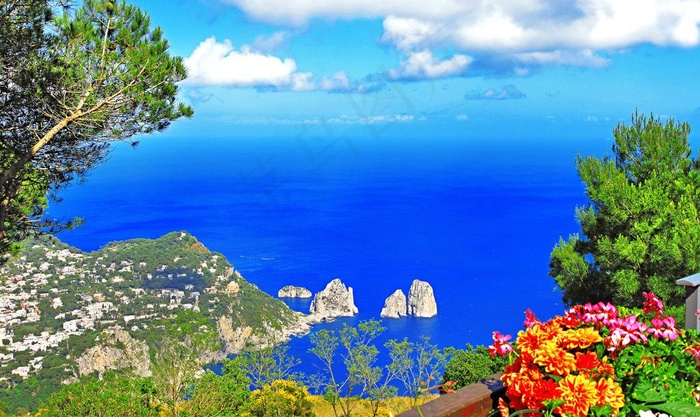 蓝天白云大海图片