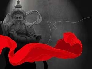 古代人物雕像与红飘带PSD分层素材