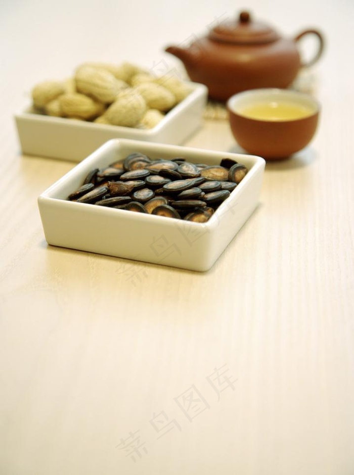 瓜子花生配茶图片