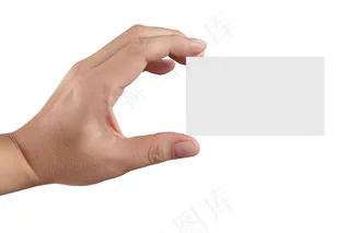 手拿着空白的纸名片