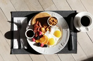 早餐牛奶面包图片