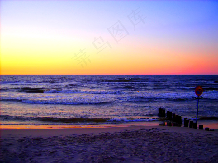海岸夕阳景色图片