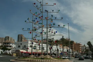 欧洲城市创意雕塑风车图片