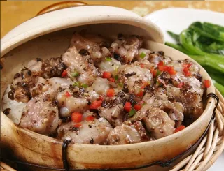 排骨煲仔饭、煲仔饭、排骨饭、饭、美食、饮食行业、香