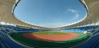 成山体育场图片